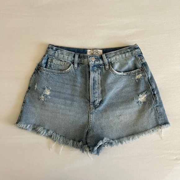 Free People Women’s Jean Shorts Size 28 - Picture 1 of 6